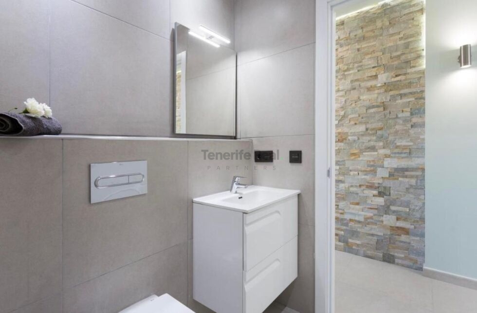 Flat/apartment for sale in  Orlando, Playa de Fañabe, Španělsko - TR-3053