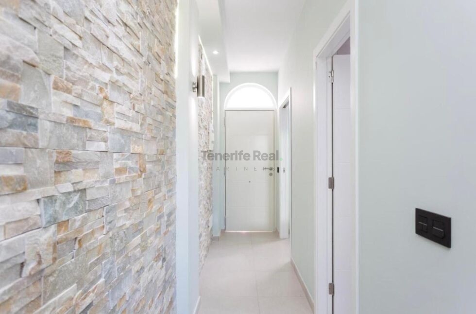 Flat/apartment for sale in  Orlando, Playa de Fañabe, Španělsko - TR-3053