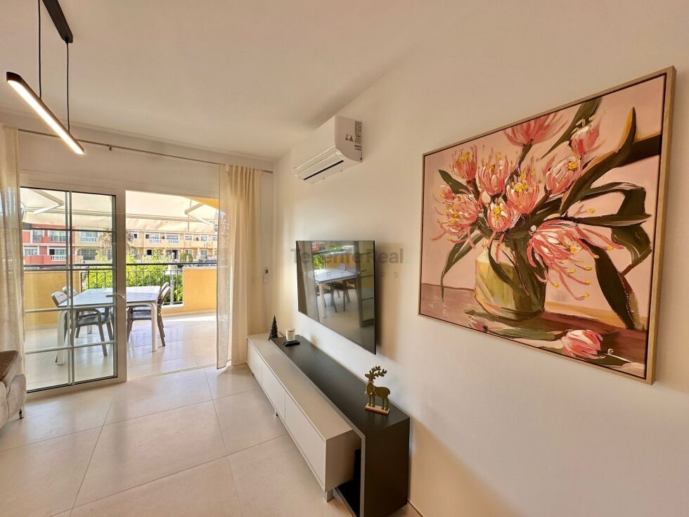 Flat/apartment for sale in  Granada Park, Arona, Spain - TR-3054