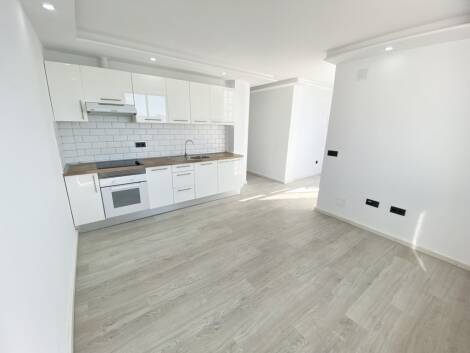 Flat/apartment for sale in  Los Abrigos, Spain - trc-3046