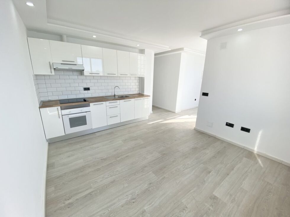 Flat/apartment for sale in  Los Abrigos, Spain - trc-3046