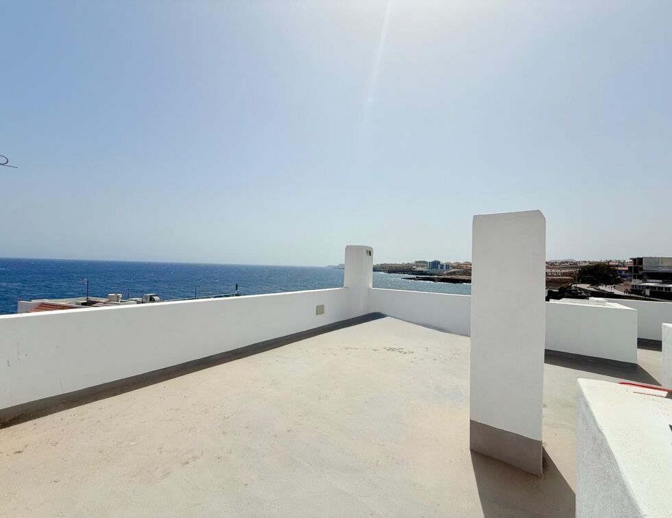Flat/apartment for sale in  Los Abrigos, Spain - trc-3046