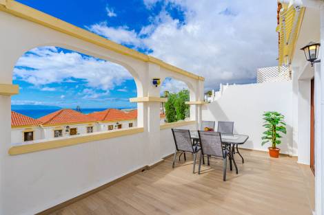 Flat/apartment for sale in  Windsor Park, San Eugenio Alto, España - TR-2816