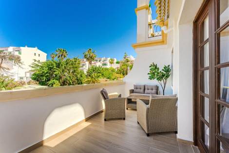 Flat/apartment for sale in  Windsor Park, San Eugenio Alto, España - TR-2817