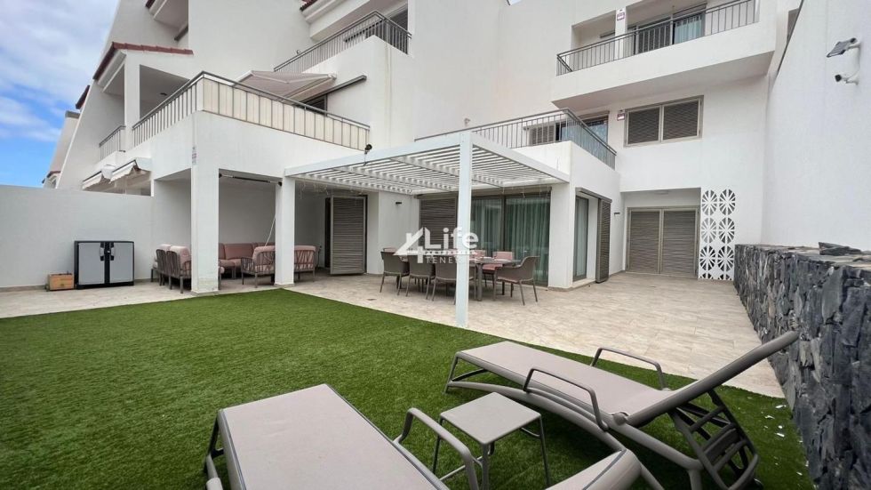 Flat for sale in  Adeje, Spain - VS-281024