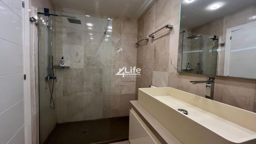 Flat for sale in  Adeje, Spain - VS-281024