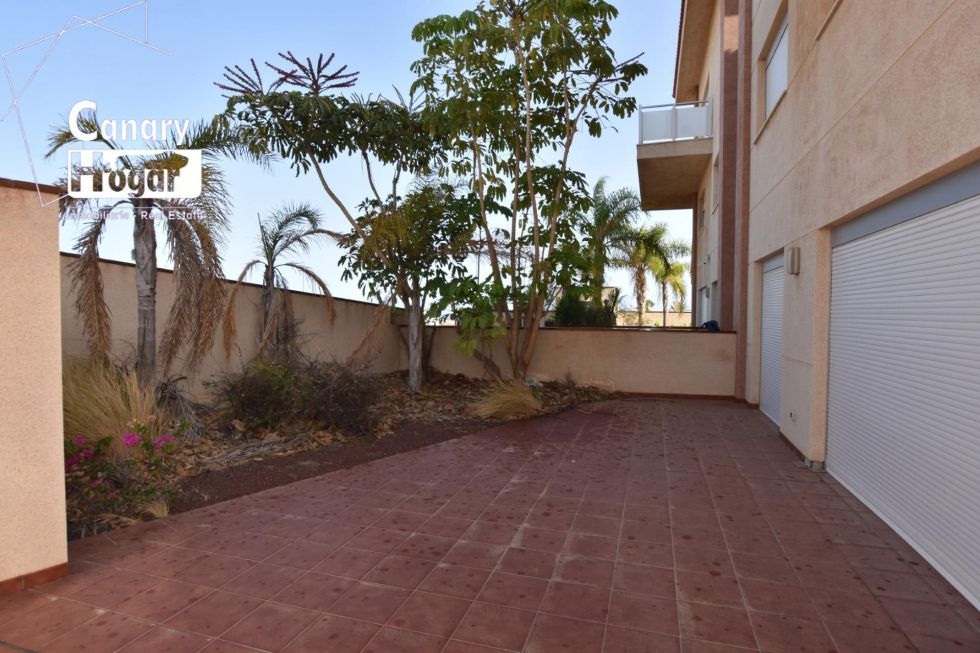 Flat for sale in  Amarilla Golf, Spain - 054961