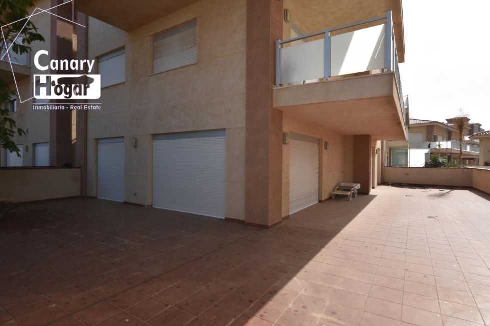 Flat for sale in  Amarilla Golf, Spain - 054961