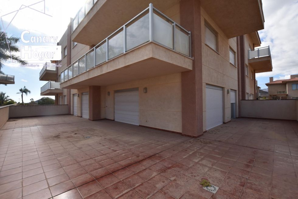 Flat for sale in  Amarilla Golf, Spain - 055441