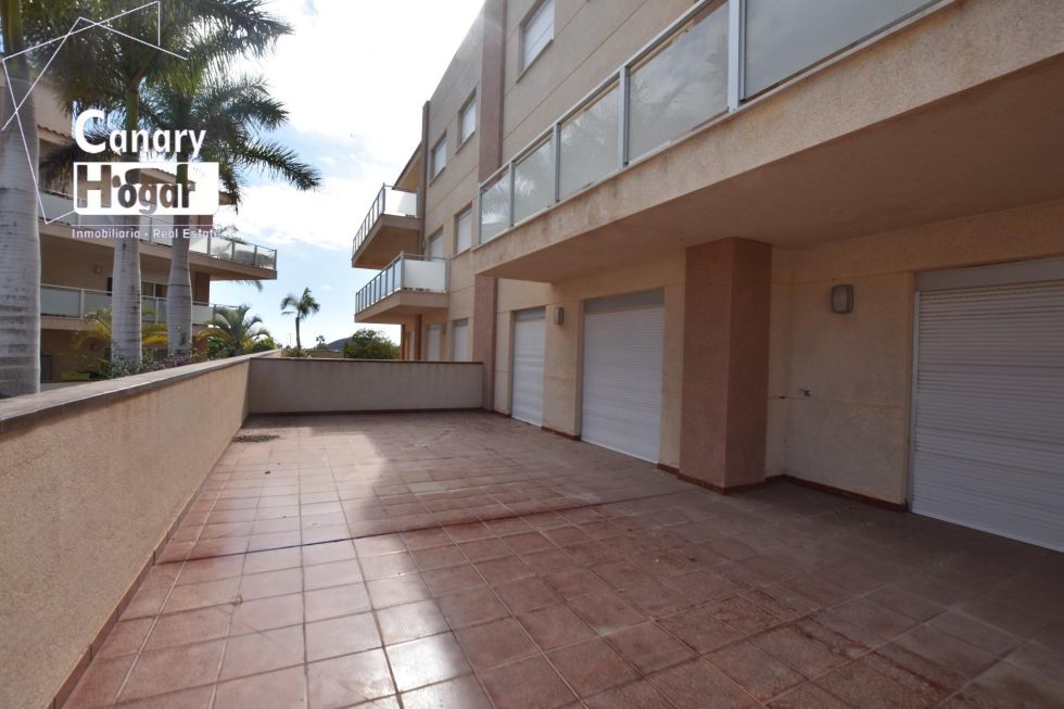 Flat for sale in  Amarilla Golf, Spain - 055441