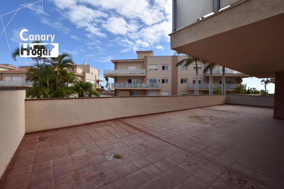 Flat for sale in  Amarilla Golf, Spain - 055441