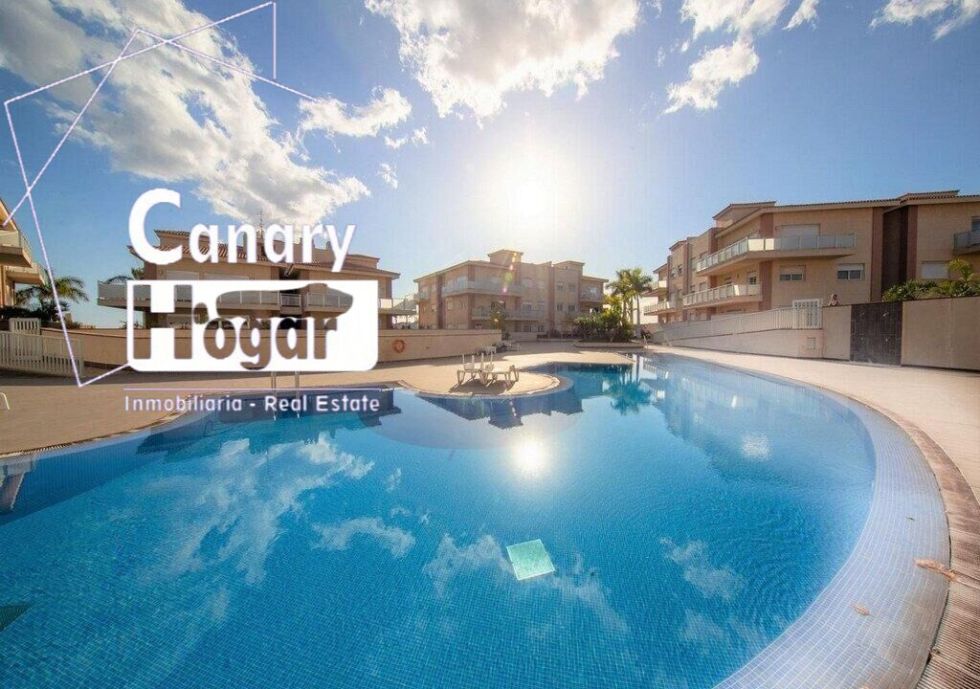 Flat for sale in  Amarilla Golf, Spain - 055441