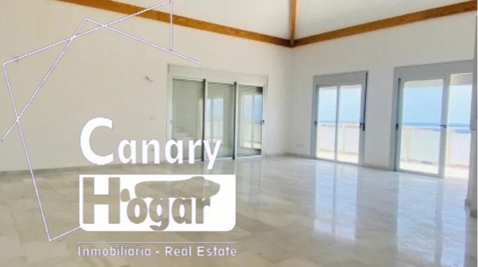 Flat for sale in  Amarilla Golf, Spain - 056501