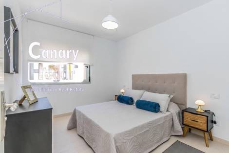 Flat for sale in  Amarilla Golf, Spain - 057661