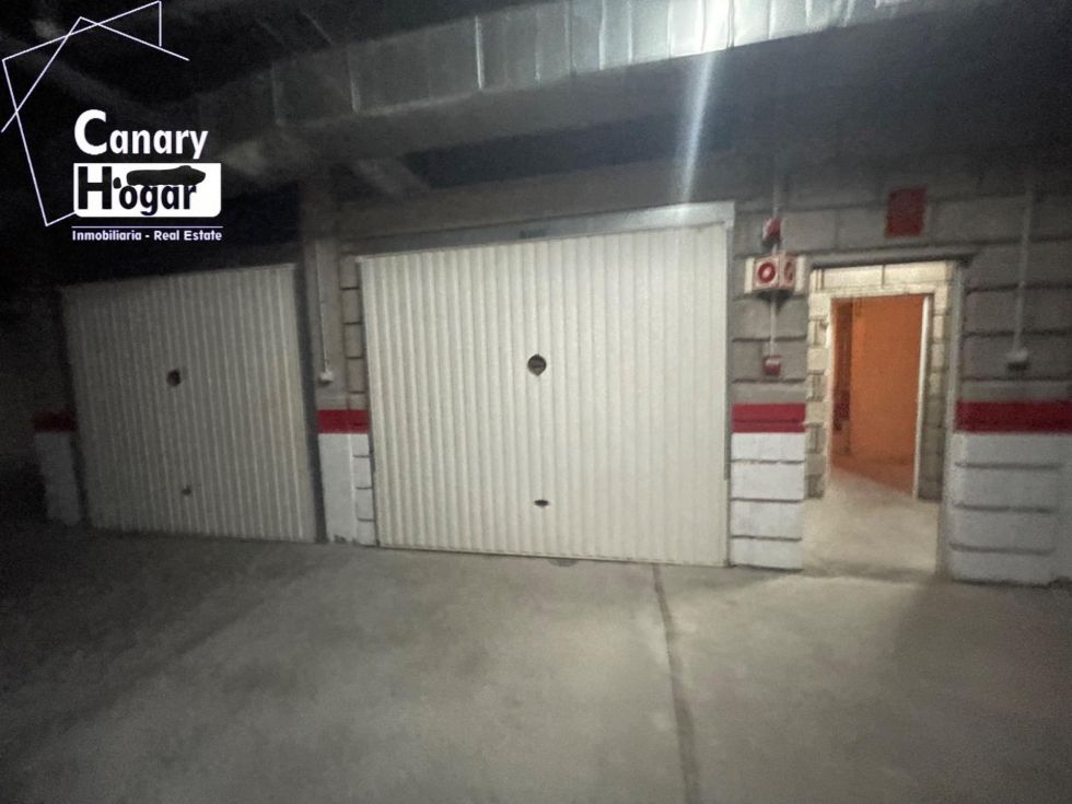 Flat for sale in  Amarilla Golf, Spain - 057981