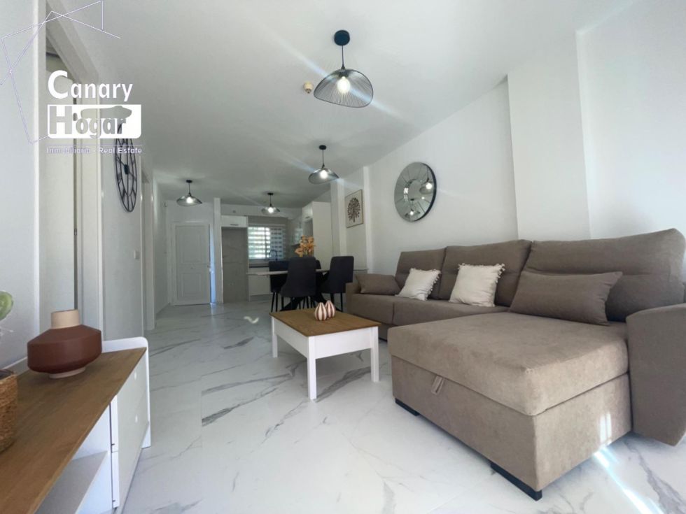 Flat for sale in  Arona, Spain - 052611