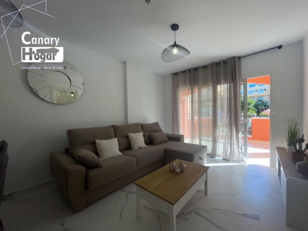 Flat for sale in  Arona, Spain - 052611