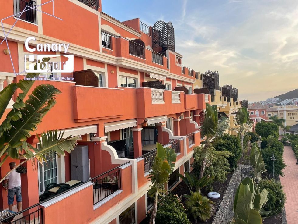 Flat for sale in  Arona, Spain - 052611