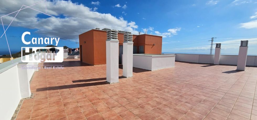 Flat for sale in  Arona, Spain - 054871