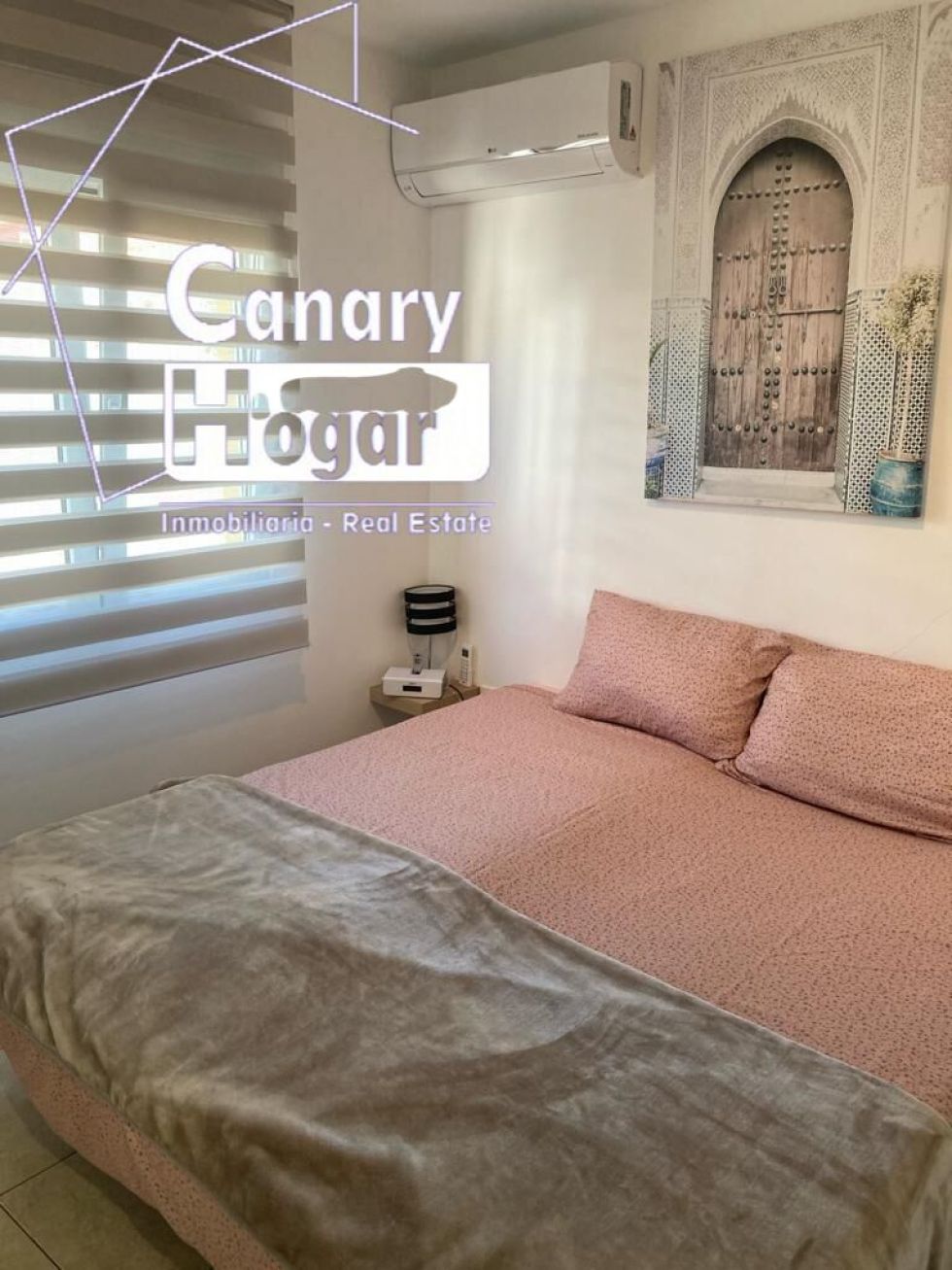 Flat for sale in  Arona, Spain - 055151