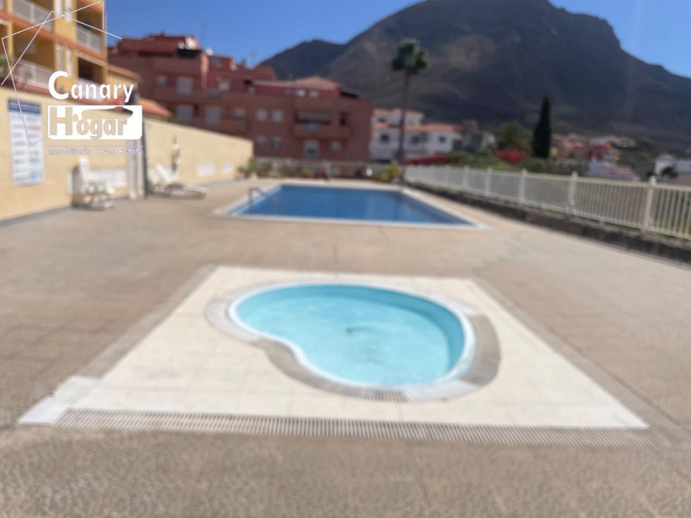 Flat for sale in  Arona, Spain - 055151