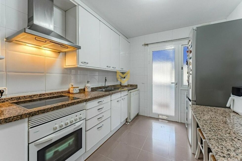 Flat for sale in  Arona, Spain - P00051