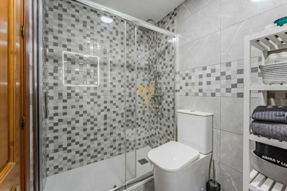 Flat for sale in  Arona, Spain - P00051