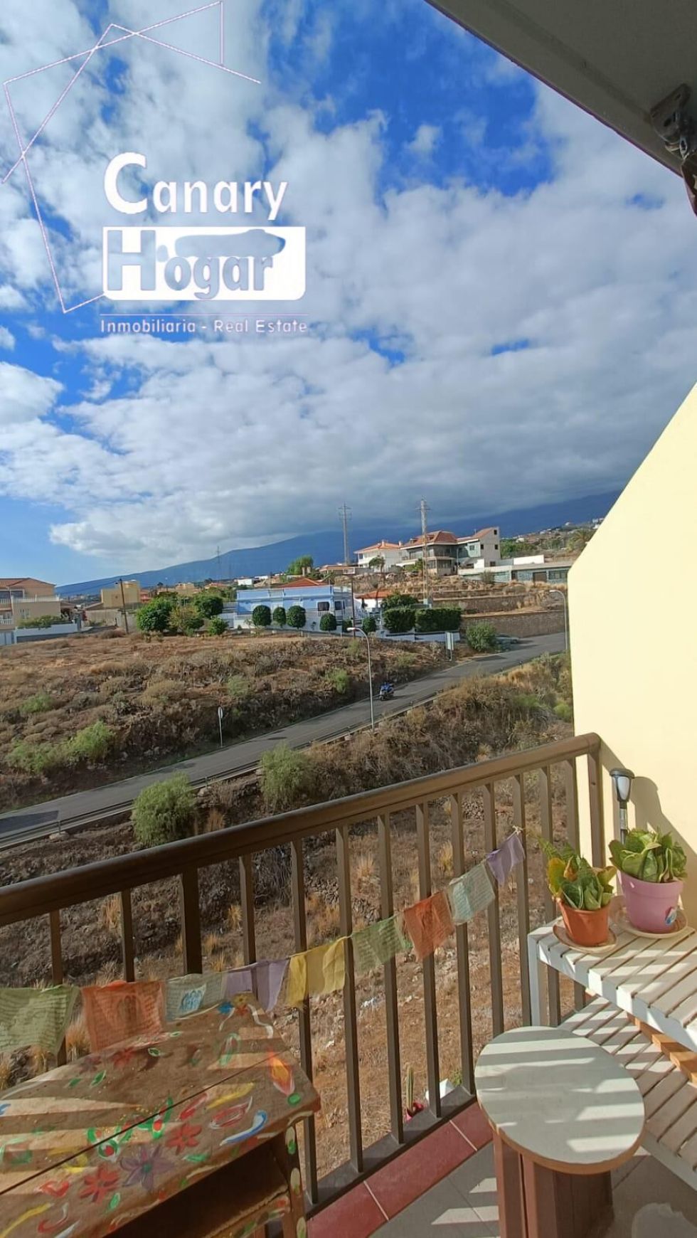 Flat for sale in  Candelaria, Spain - 056331