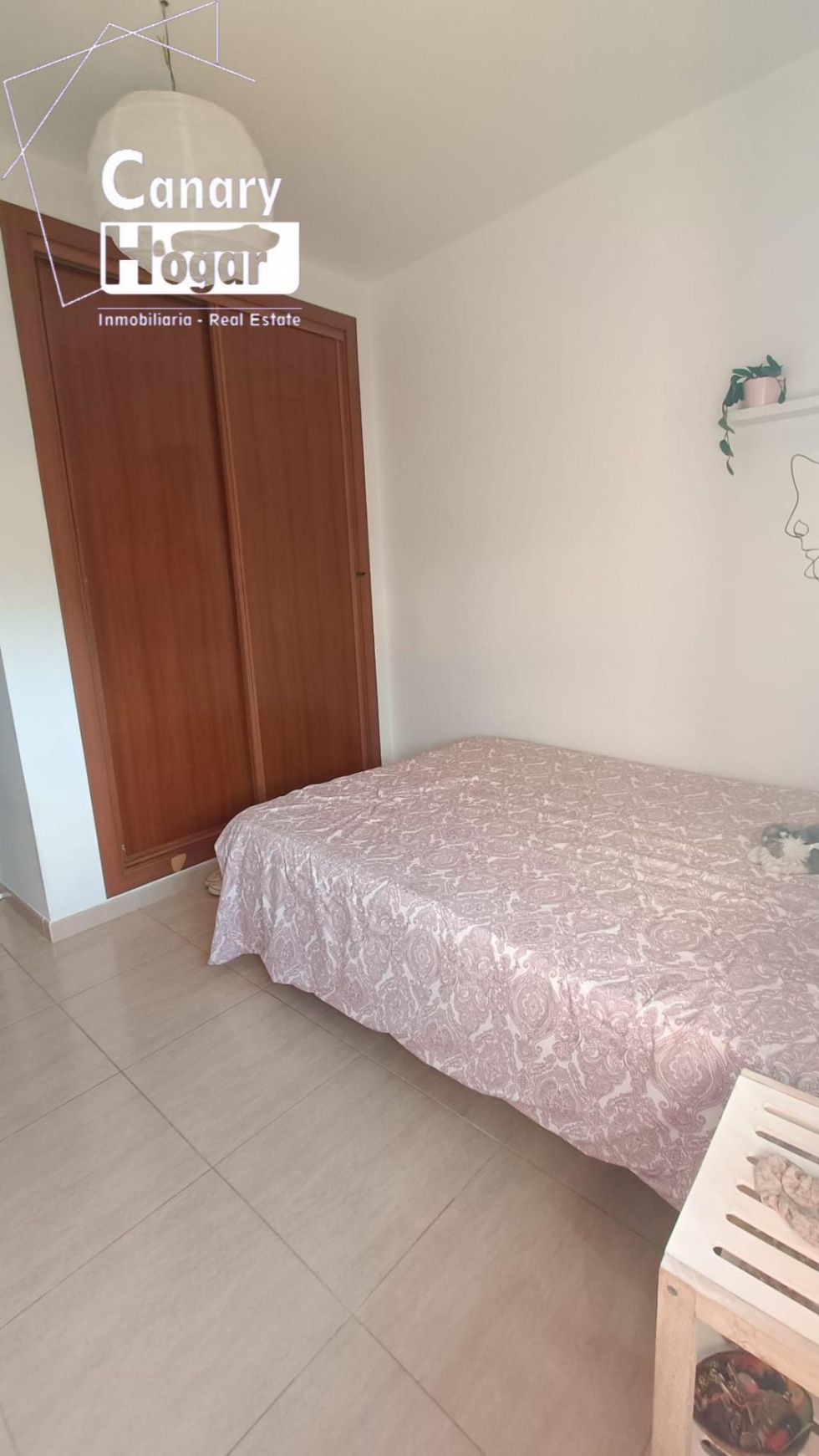 Flat for sale in  Candelaria, Spain - 056331