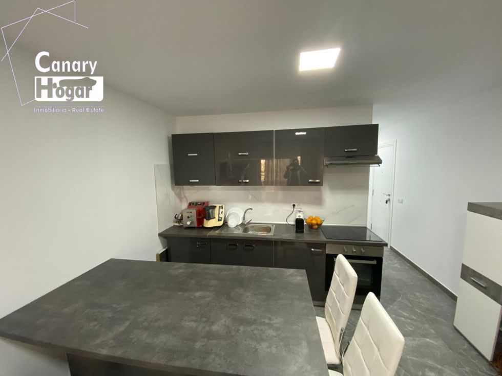Flat for sale in  Chayofa, Spain - 052751