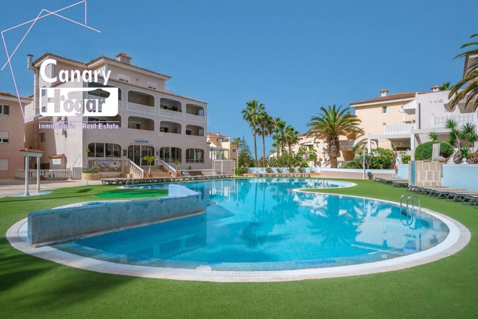 Flat for sale in  Chayofa, Spain - 055781