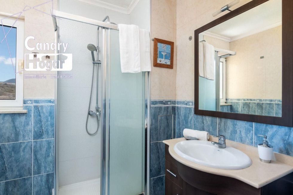 Flat for sale in  Chayofa, Spain - 056831