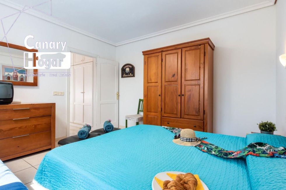 Flat for sale in  Chayofa, Spain - 056831