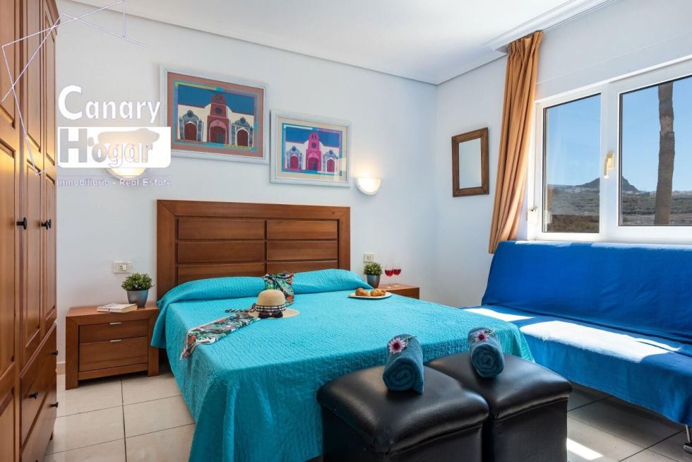 Flat for sale in  Chayofa, Spain - 056831