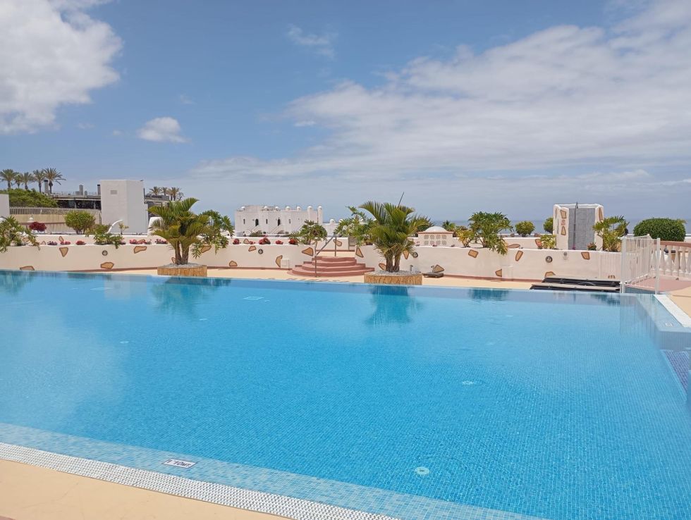 Flat for sale in  Costa Adeje, Spain - 054451