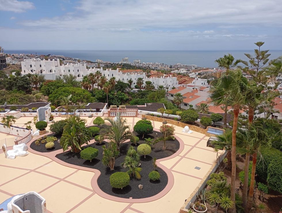 Flat for sale in  Costa Adeje, Spain - 054451