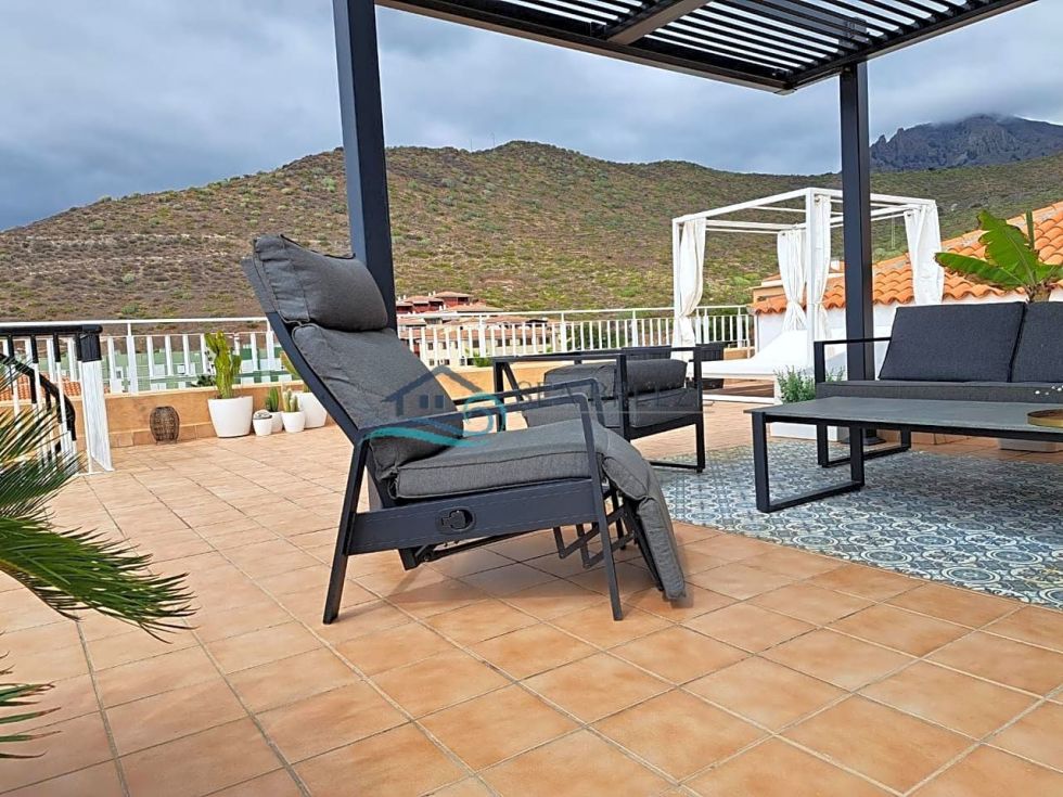Flat for sale in  Costa Adeje, Spain - BES218
