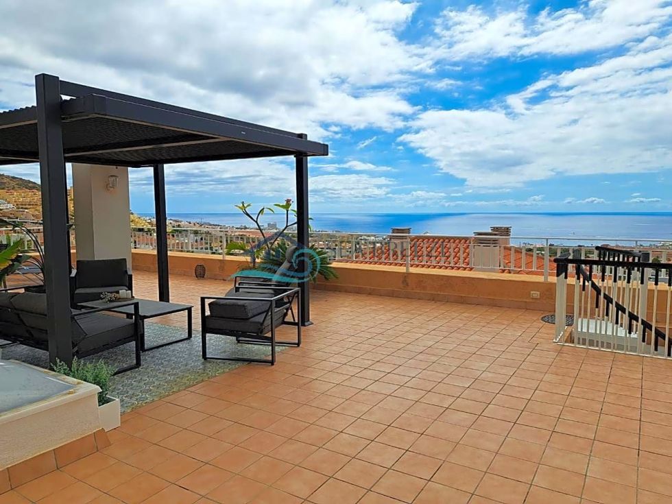 Flat for sale in  Costa Adeje, Spain - BES218