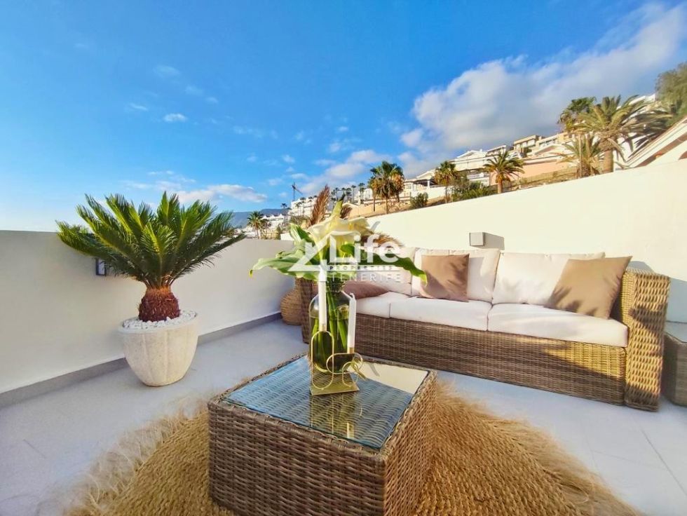 Flat for sale in  Costa Adeje, Spain - WW-110424
