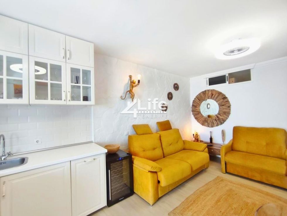 Flat for sale in  Costa Adeje, Spain - WW-110424