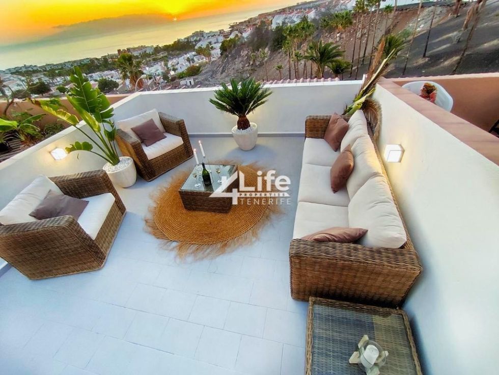 Flat for sale in  Costa Adeje, Spain - WW-110424