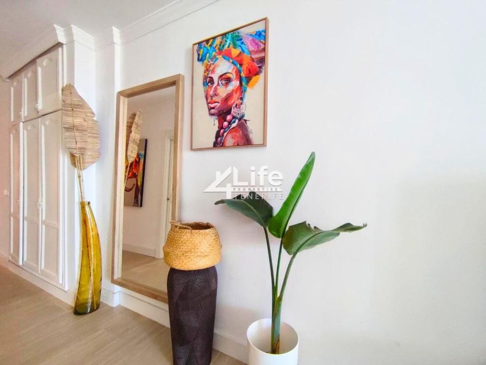 Flat for sale in  Costa Adeje, Spain - WW-110424