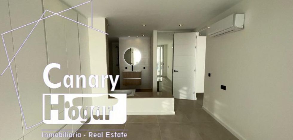 Flat for sale in  Costa del Silencio, Spain - 057341