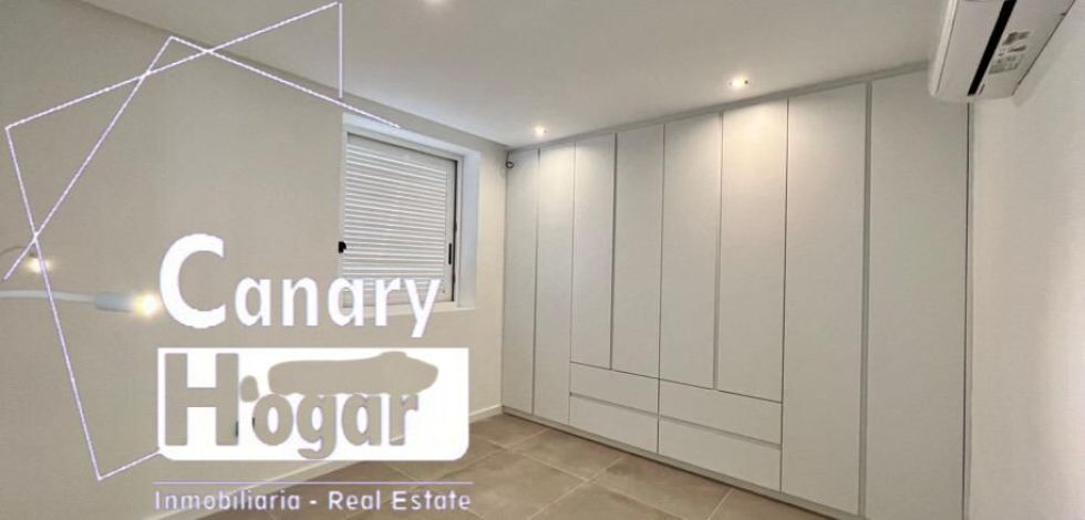 Flat for sale in  Costa del Silencio, Spain - 057341