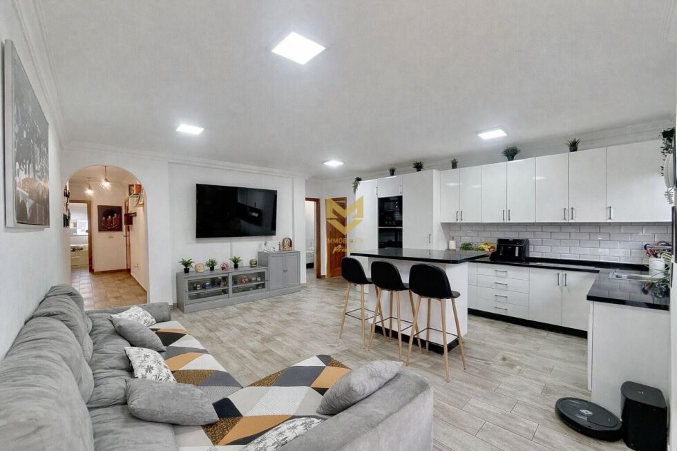 Flat for sale in  Guía de Isora, Spain - P00058