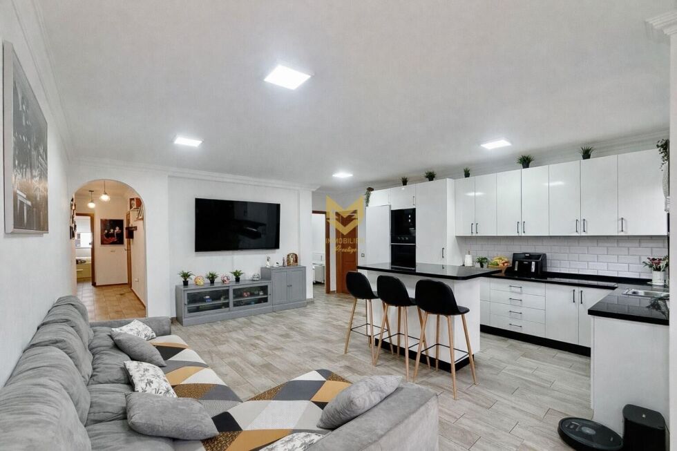 Flat for sale in  Guía de Isora, Spain - P00058