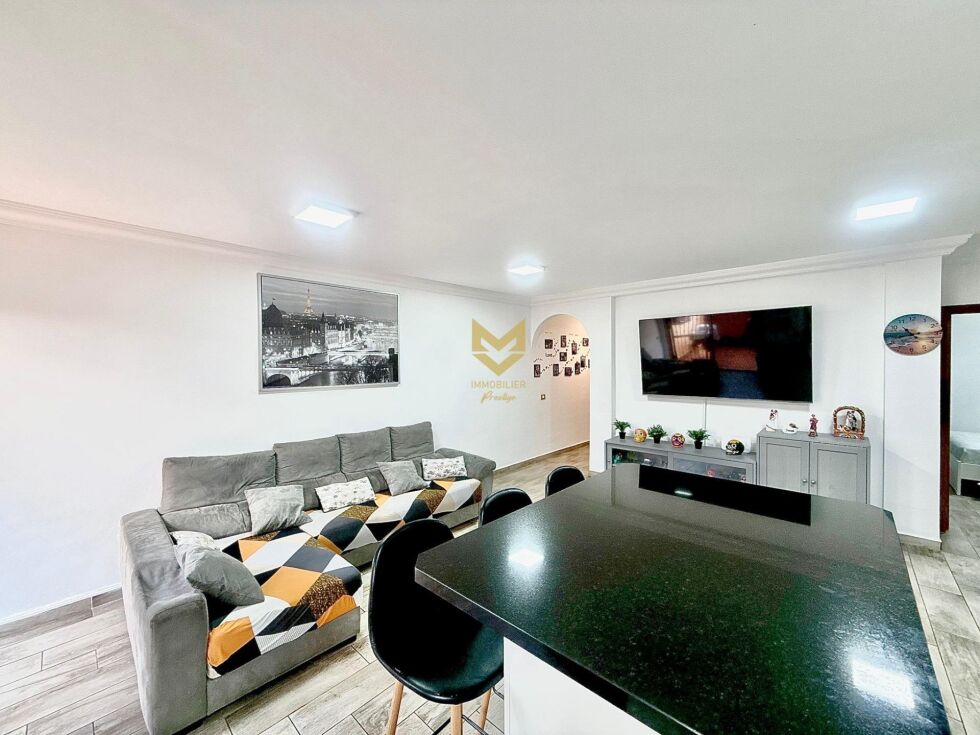 Flat for sale in  Guía de Isora, Spain - P00058