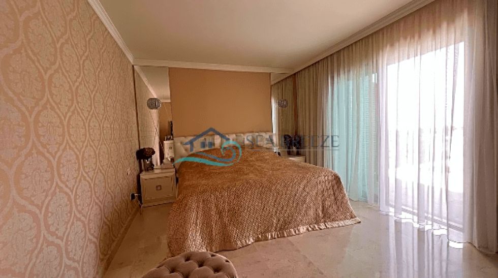 Flat for sale in  La Caleta, Spain - BES280