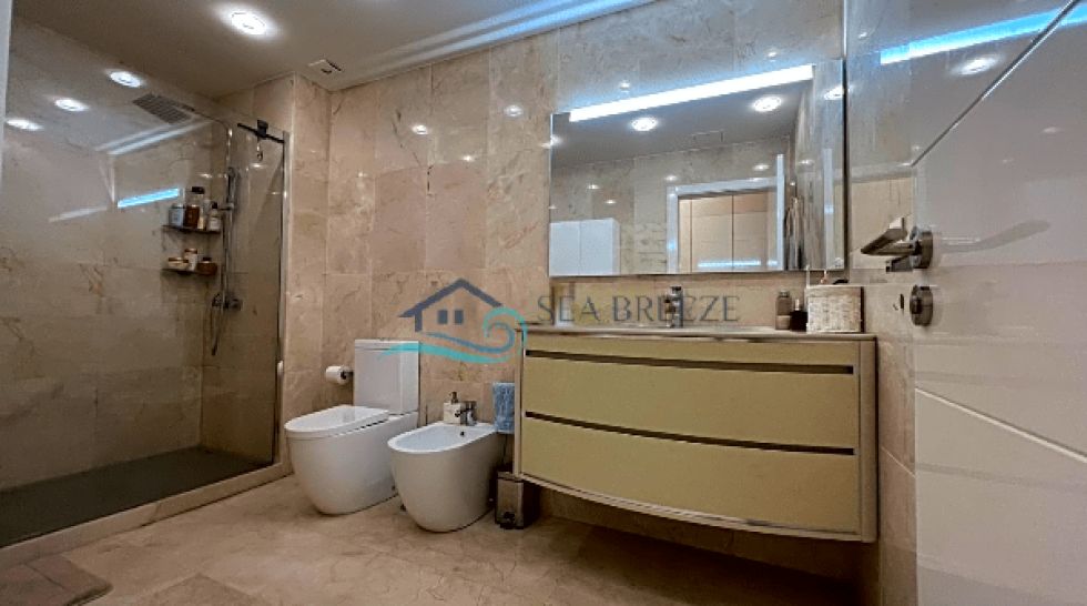 Flat for sale in  La Caleta, Spain - BES280