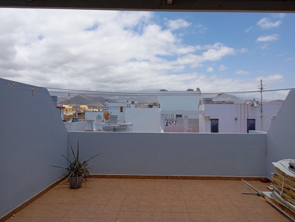 Flat for sale in  Los Abrigos, Spain - 054441